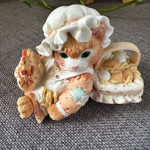 Enesco Calico Kittens “Friendship is the Best Blessing” - Picture 1 of 7